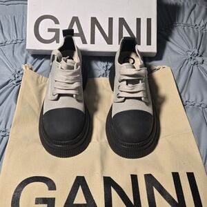 GANNI Women's Black and White Sneakers